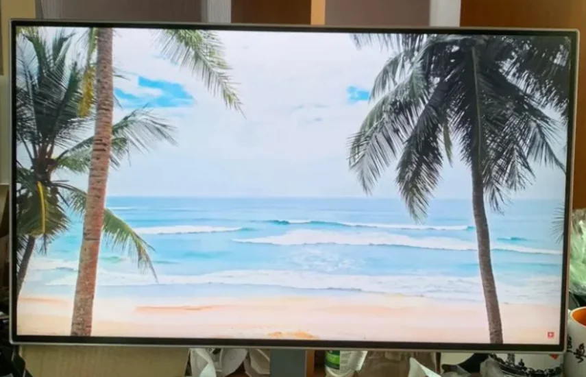 Монитор Full HD